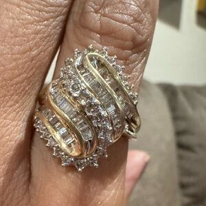 Vintage 10K YG 2.25 CT Natural Diamond Swirl Dome Ring – Size 6.5 5.4 grams